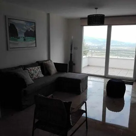 Mar Sol Y Montana With Airco Ador